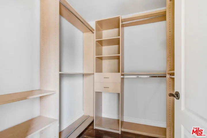 1096 S Bedford Drive 102, Los Angeles, California 90035