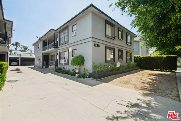 1138 S Sherbourne Drive 3, Los Angeles, California 90035