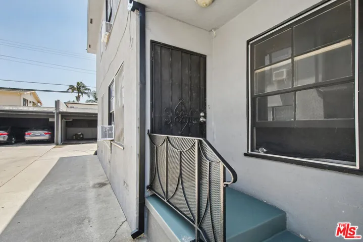 1138 S Sherbourne Drive 3, Los Angeles, California 90035