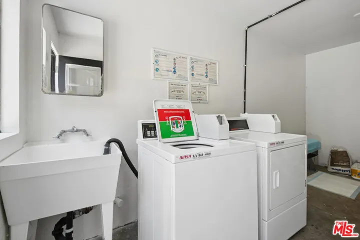 1138 S Sherbourne Drive 3, Los Angeles, California 90035