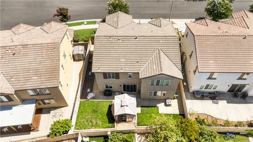 14221 Legato Court, Eastvale, California 92880