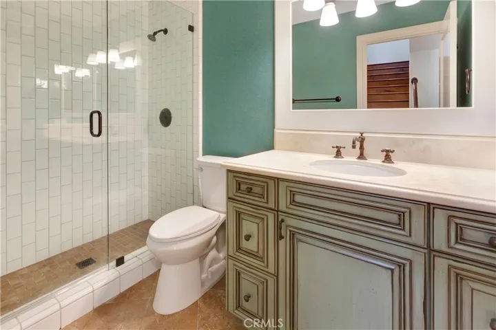 1807 Port Tiffin Place, Newport Beach, California 92660