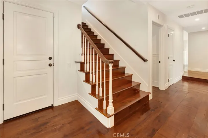 1807 Port Tiffin Place, Newport Beach, California 92660