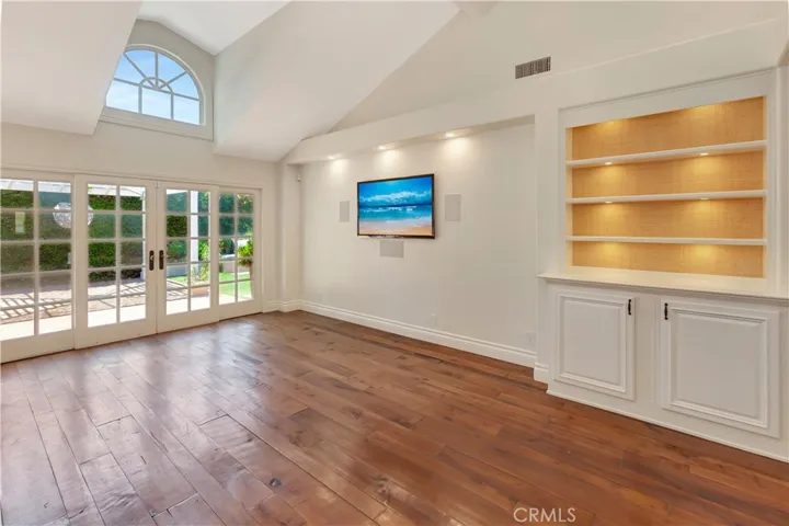 1807 Port Tiffin Place, Newport Beach, California 92660