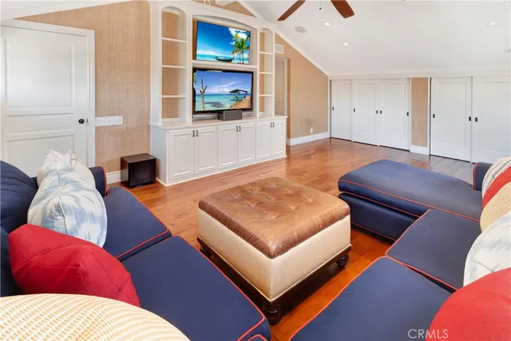 1807 Port Tiffin Place, Newport Beach, California 92660