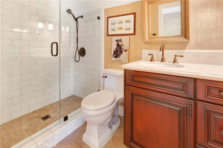1807 Port Tiffin Place, Newport Beach, California 92660
