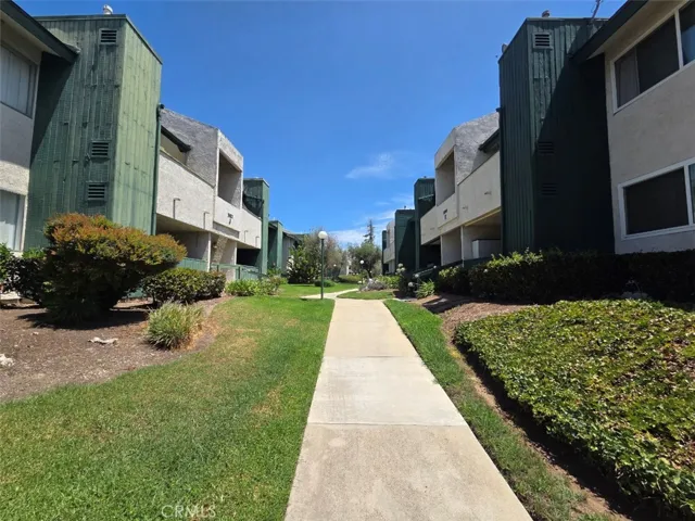 15317 Santa Gertrudes Jj101, La Mirada, California 90638