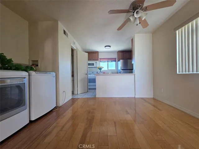 15317 Santa Gertrudes Jj101, La Mirada, California 90638