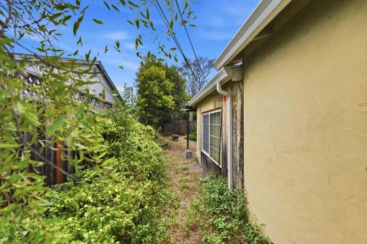 208 Kamson Way, Campbell, California 95008