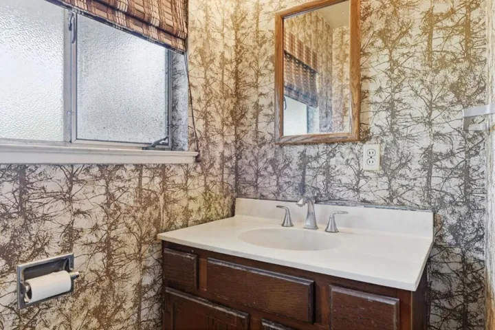 208 Kamson Way, Campbell, California 95008