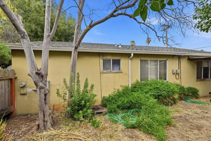 208 Kamson Way, Campbell, California 95008
