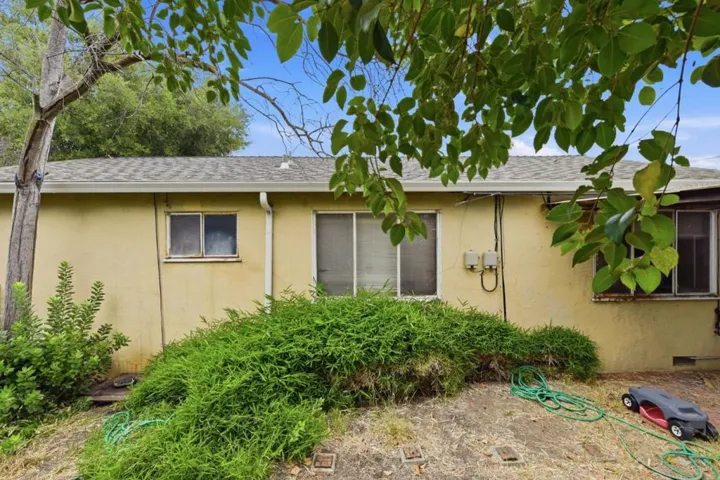 208 Kamson Way, Campbell, California 95008