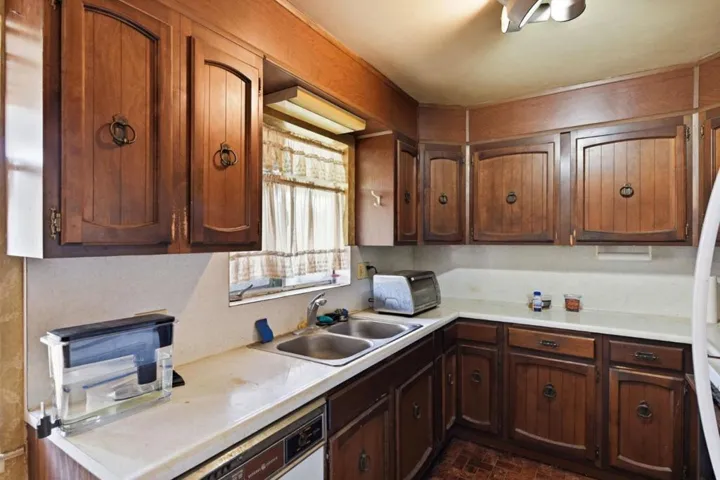 208 Kamson Way, Campbell, California 95008