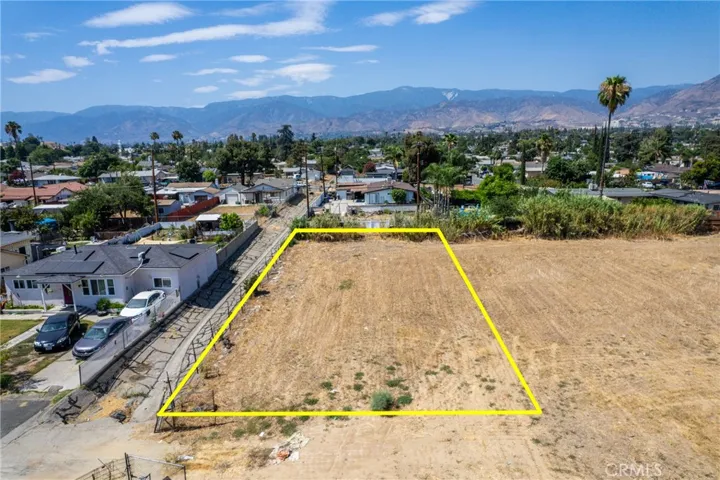 25604 Walker, San Bernardino, California 92346