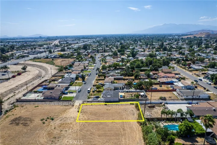 25604 Walker, San Bernardino, California 92346