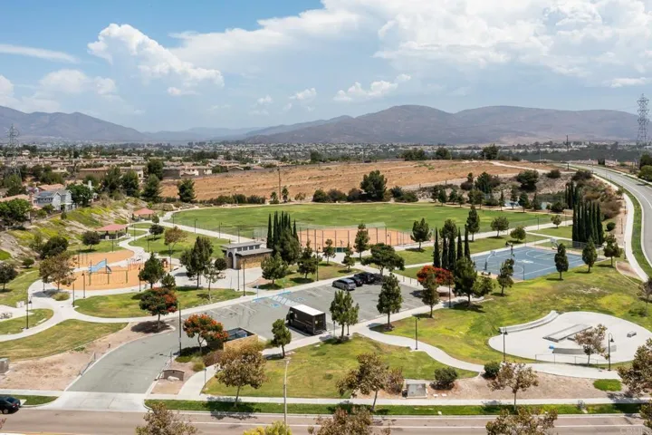 1702 Quiet Trail Dr, Chula Vista, California 91915