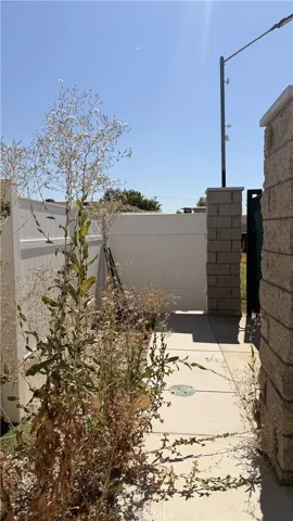 18623 Orange, Bloomington, California 92316
