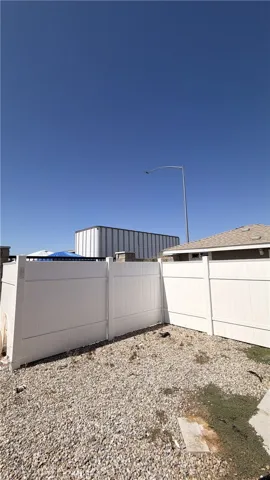 18623 Orange, Bloomington, California 92316