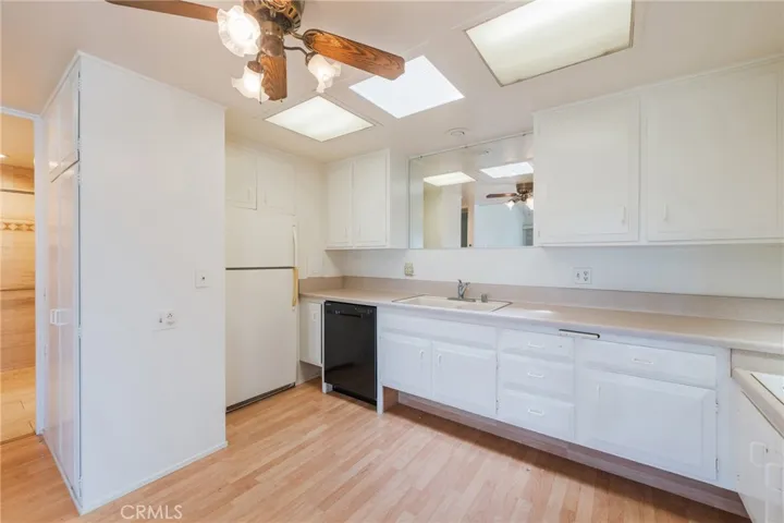1460 Pelham Road 106g, Seal Beach, California 90740