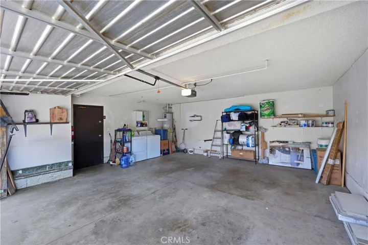 15607 Crestview, Los Angeles, California 91344