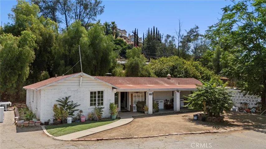 1684 Broadway, El Cajon, California 92021
