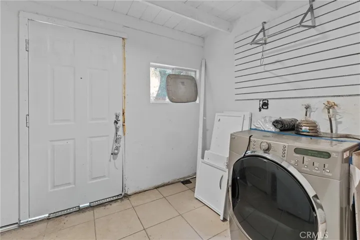 1684 Broadway, El Cajon, California 92021