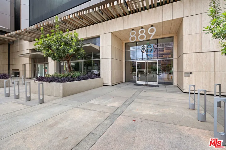 889 Francisco Street 3401, Los Angeles, California 90017