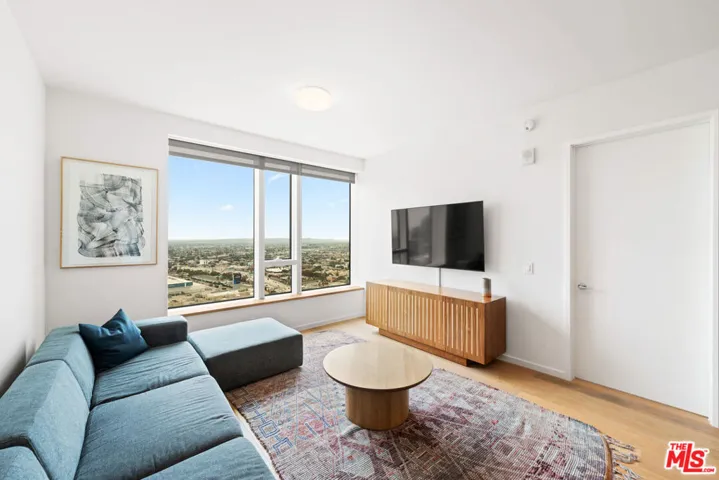 889 Francisco Street 3401, Los Angeles, California 90017
