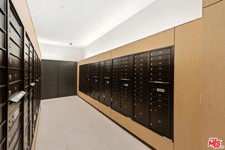 889 Francisco Street 3401, Los Angeles, California 90017