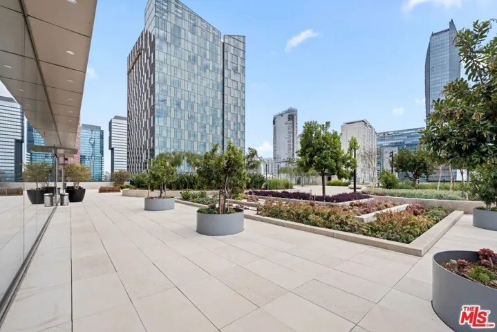 889 Francisco Street 3401, Los Angeles, California 90017