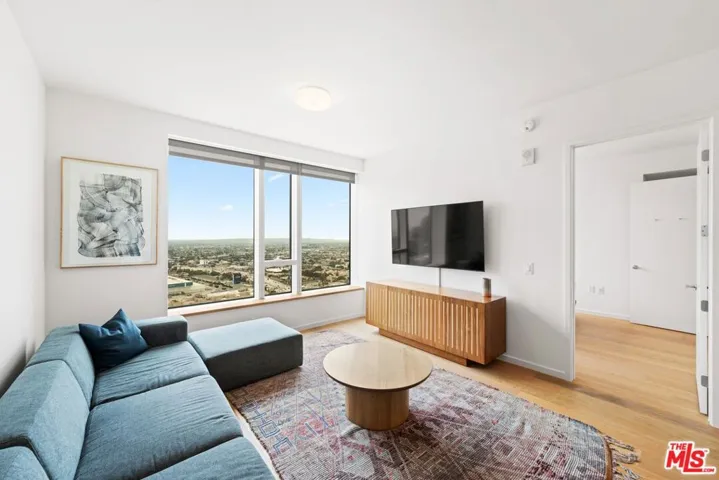889 Francisco Street 3401, Los Angeles, California 90017