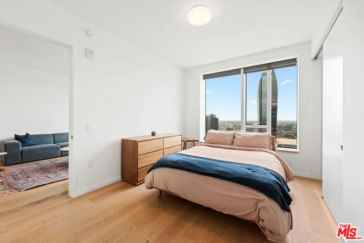 889 Francisco Street 3401, Los Angeles, California 90017