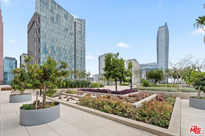 889 Francisco Street 3401, Los Angeles, California 90017