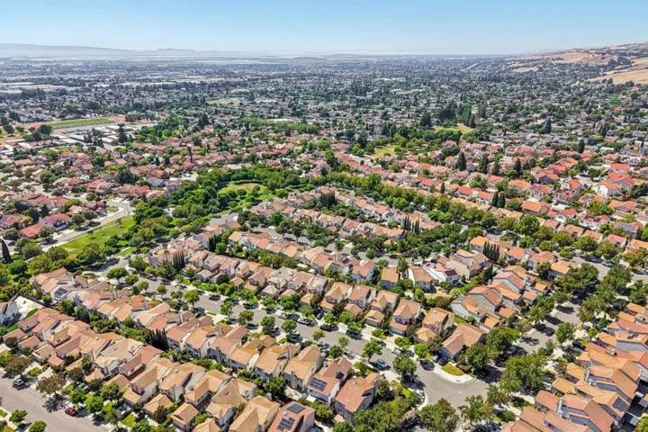 2314 Farmcrest Street, Milpitas, California 95035