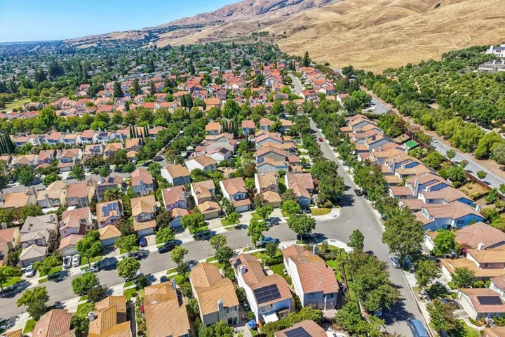 2314 Farmcrest Street, Milpitas, California 95035