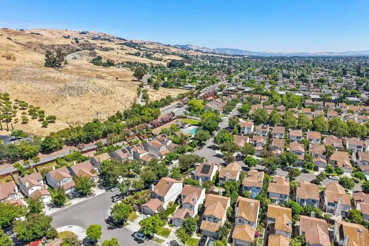 2314 Farmcrest Street, Milpitas, California 95035