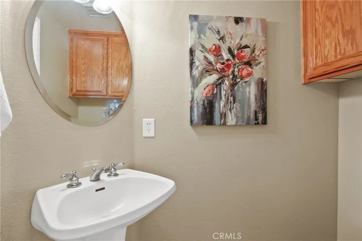 904 N Turner 17, Ontario, California 91764