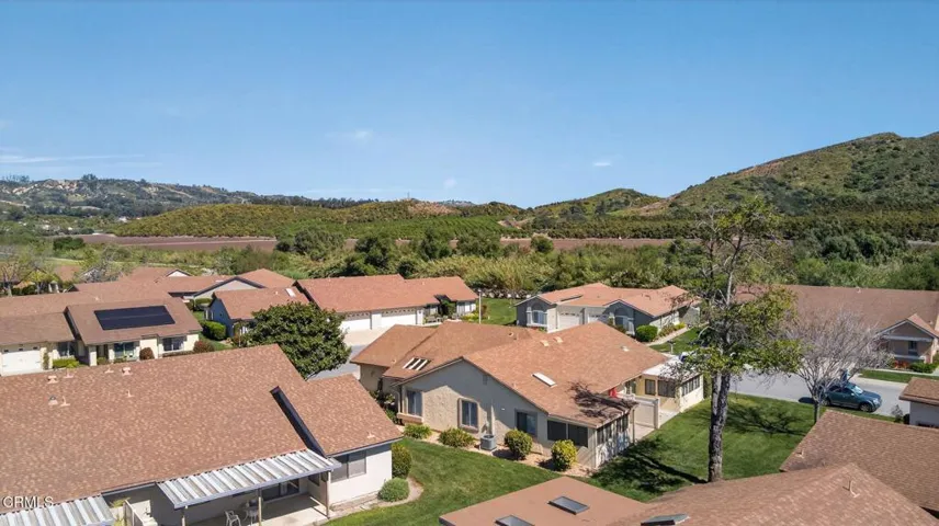 28-web-or-mls-Upmarket Media- 42063Vill-