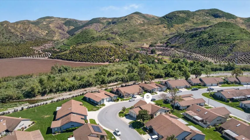 34-web-or-mls-Upmarket Media- 42063Vill-