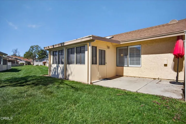 21-web-or-mls-Upmarket Media- 42063Vill0