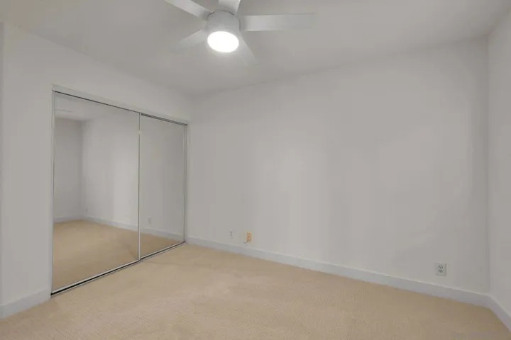 1847 Centennial Way, Escondido, California 92026
