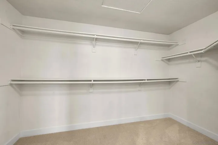 1847 Centennial Way, Escondido, California 92026