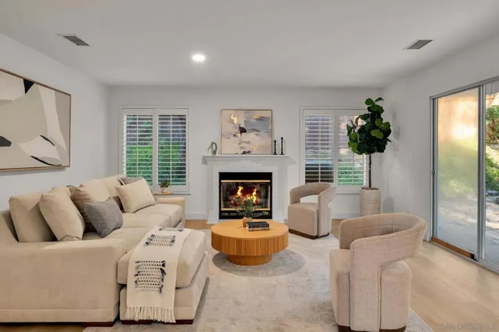 1847 Centennial Way, Escondido, California 92026