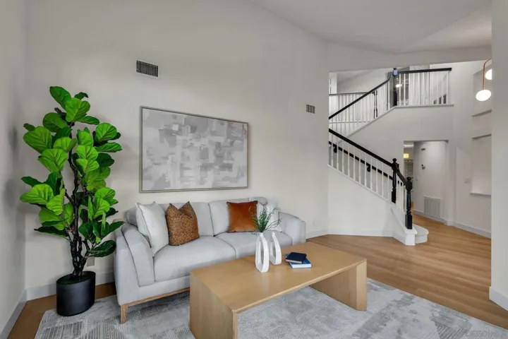1847 Centennial Way, Escondido, California 92026