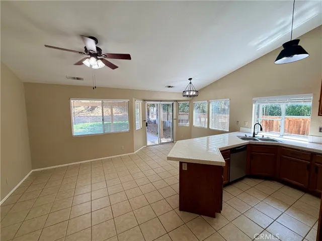 24558 Camino Mirabella, Murrieta, California 92562