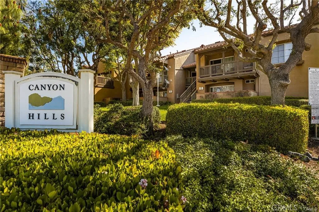 Canyon Hills community.
