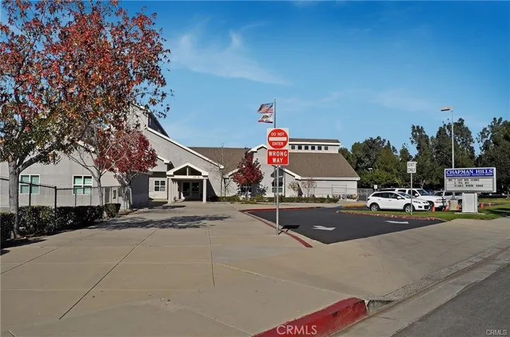Walking distance from Santiago Elementary School.