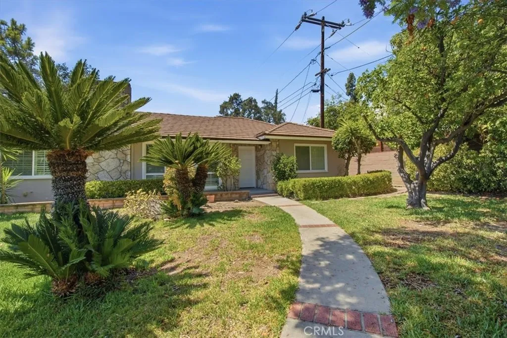 1705 N Santa Anita, Arcadia, California 91006 — photo 4