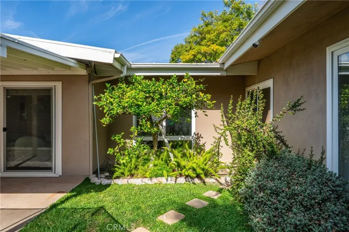 23000 Brenford Street, Woodland Hills, California 91364
