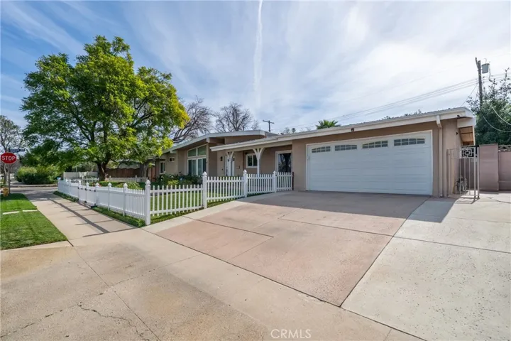 23000 Brenford Street, Woodland Hills, California 91364